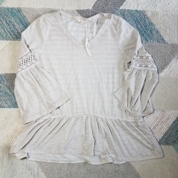 BUNDLE Mystree Striped Belle Sleeve Tops SMALL - Picture 7 of 9